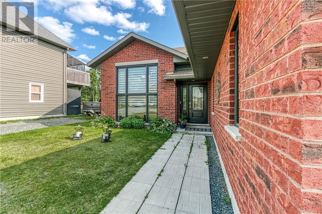 1411 Jeanne D'Arc Street - 5