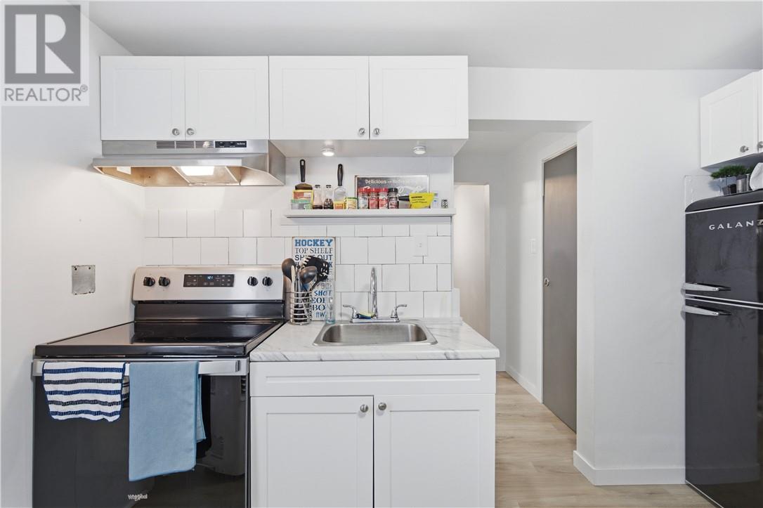 193 Dufferin Street - 10