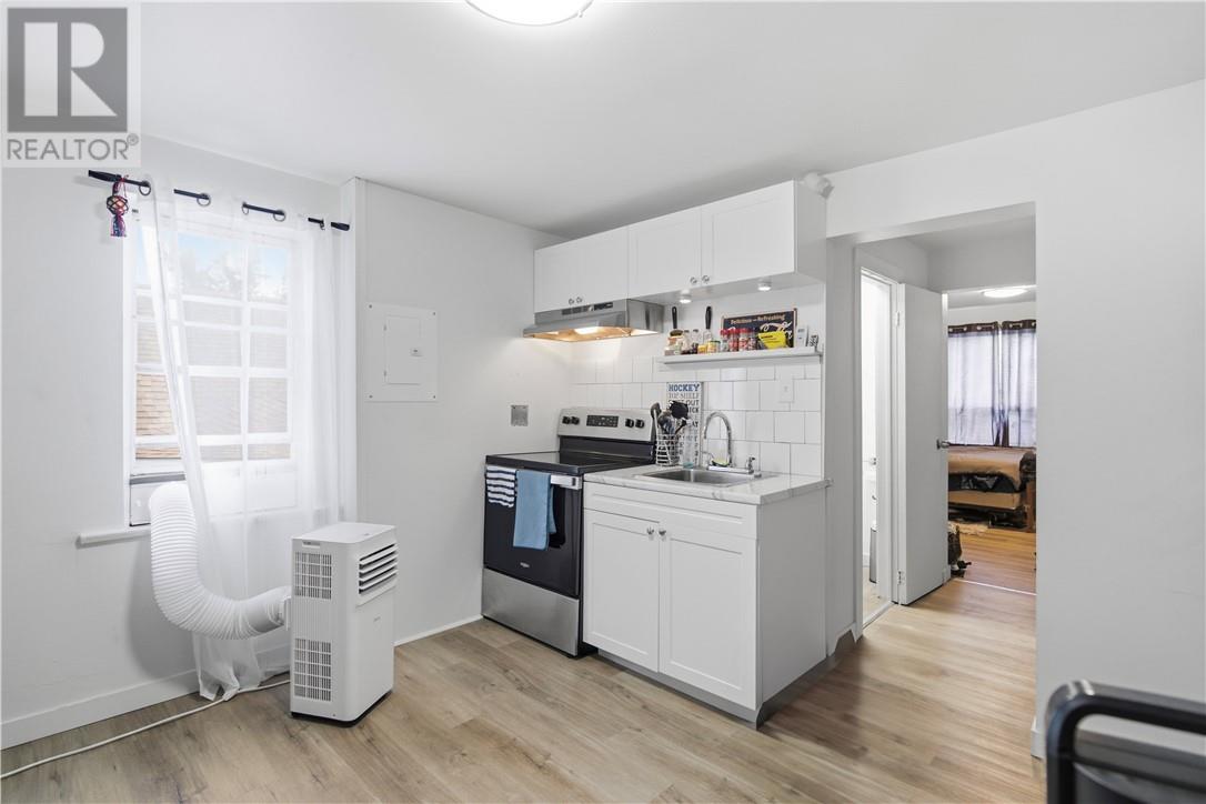 193 Dufferin Street - 11