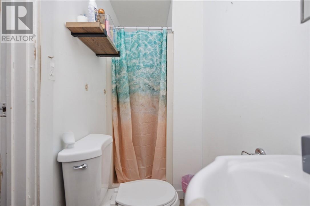 193 Dufferin Street - 24