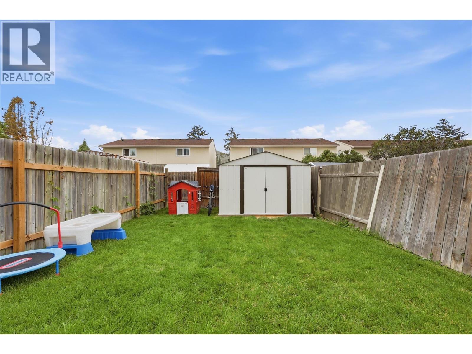 #34 1697 Greenfield Avenue - 13