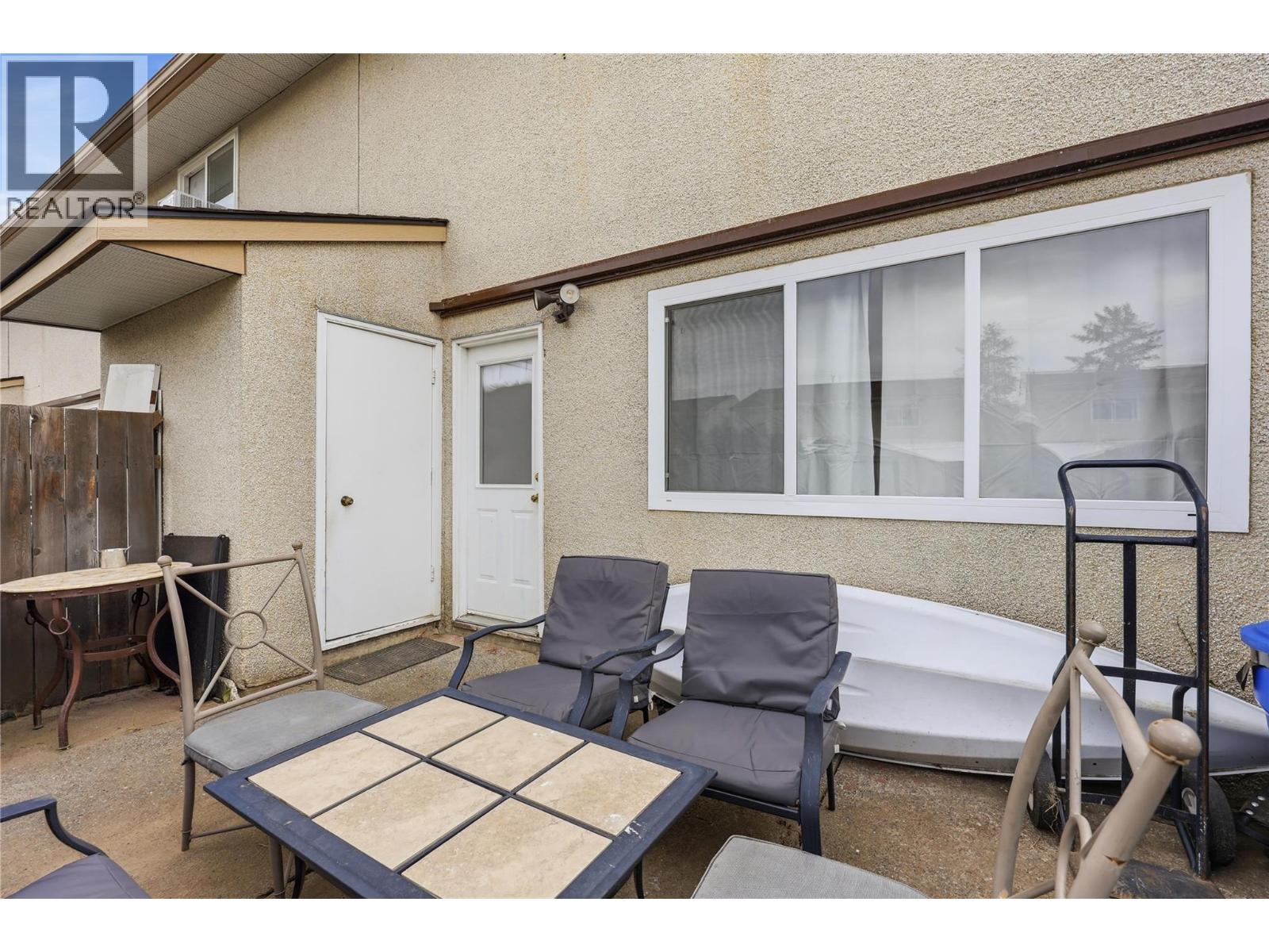 #34 1697 Greenfield Avenue - 15