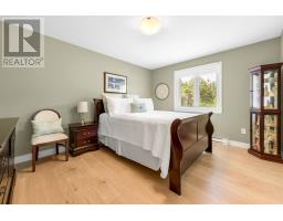 121 Cheeseman Drive thumbnail 31