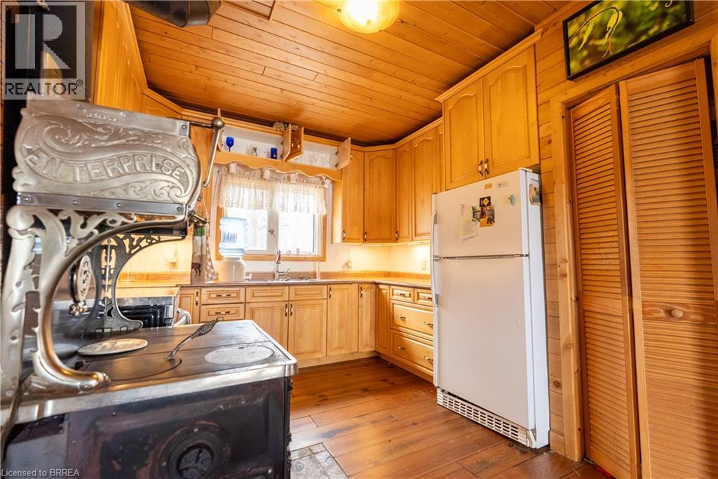 344 PERRY Avenue - Image 8