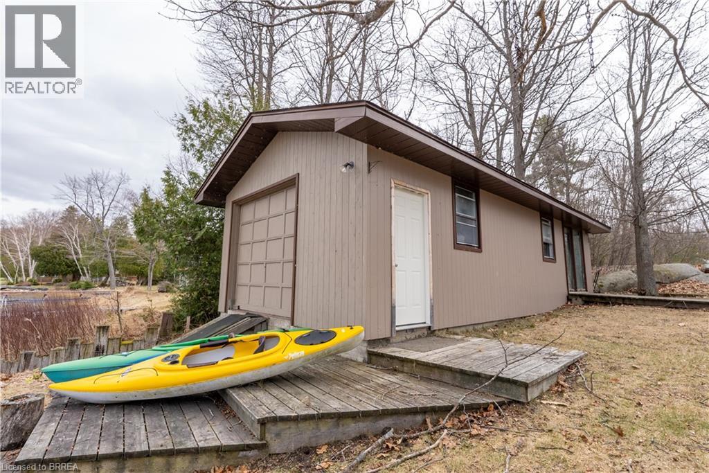 344 PERRY Avenue - Image 28