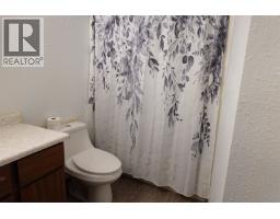 105 398 Roddis Drive, Quesnel, BC V2J1A6 Photo 9