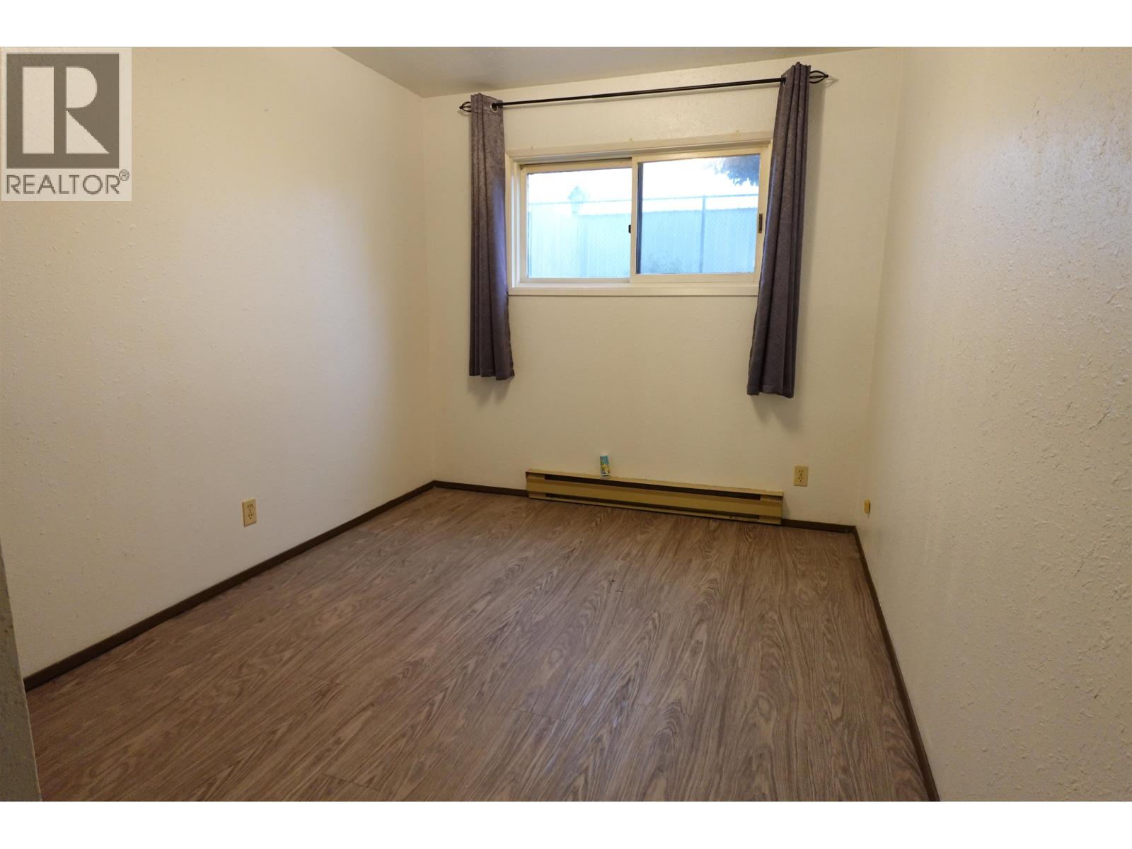 #105 398 RODDIS DRIVE - 11