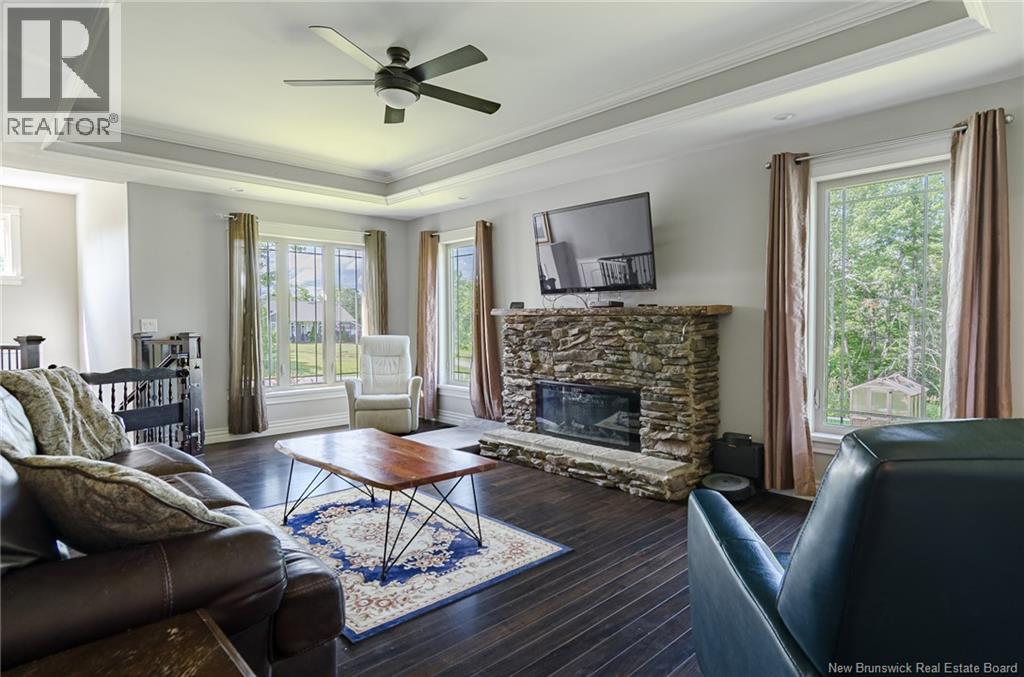 18 Castlewood Drive - 16