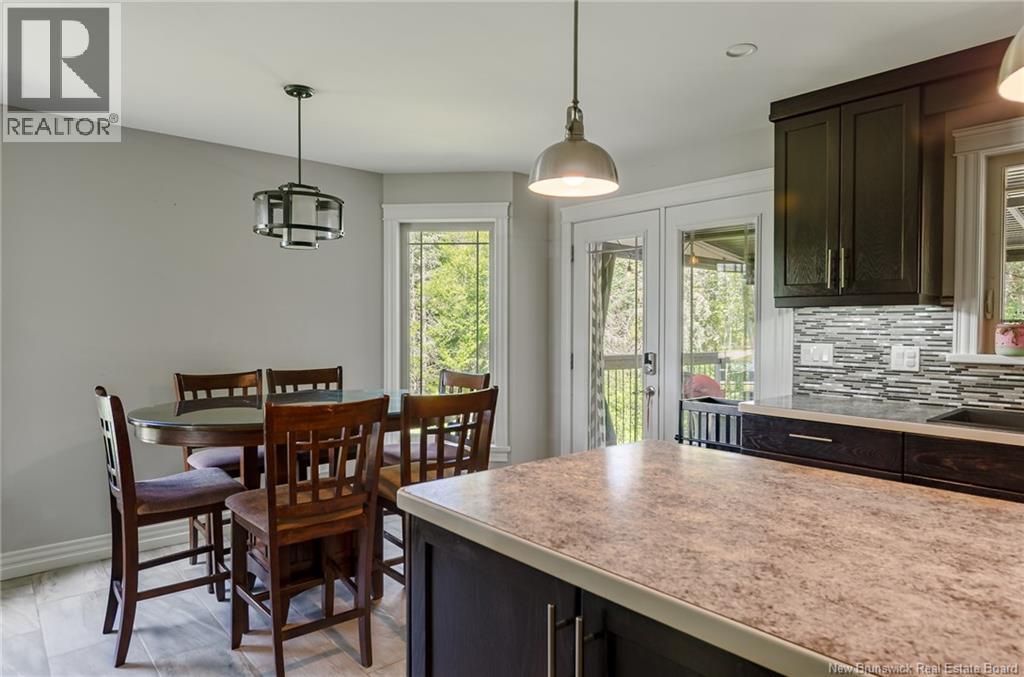 18 Castlewood Drive - 23