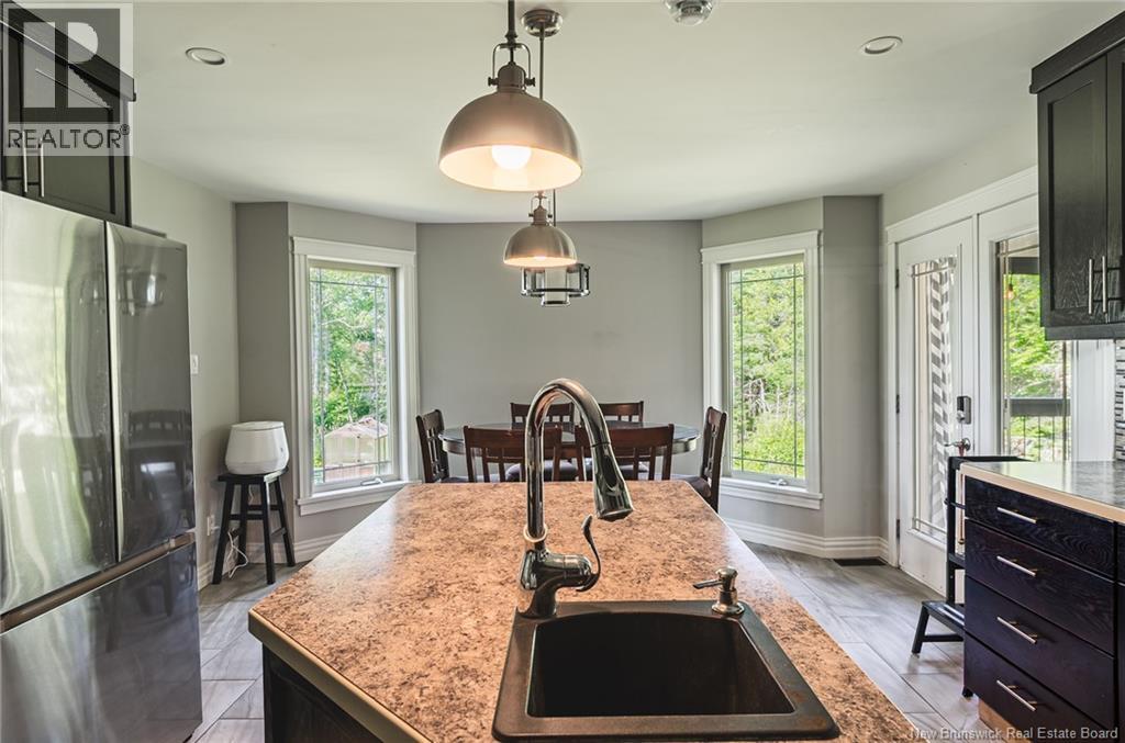 18 Castlewood Drive - 20