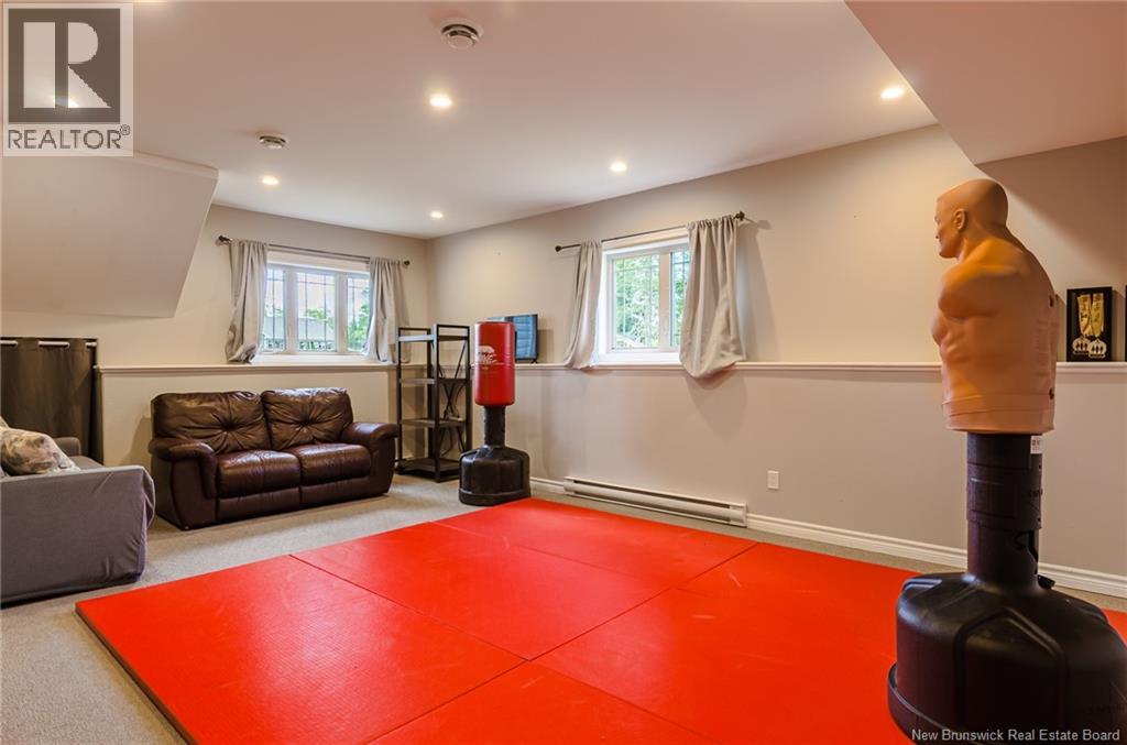18 Castlewood Drive - 33