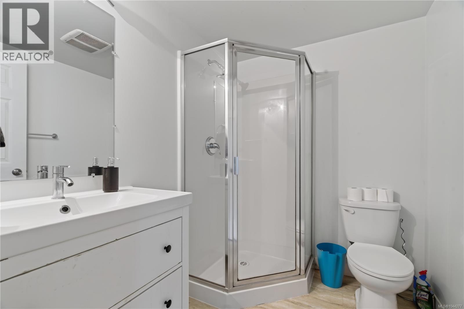 1819 Dunnett Cres - 25