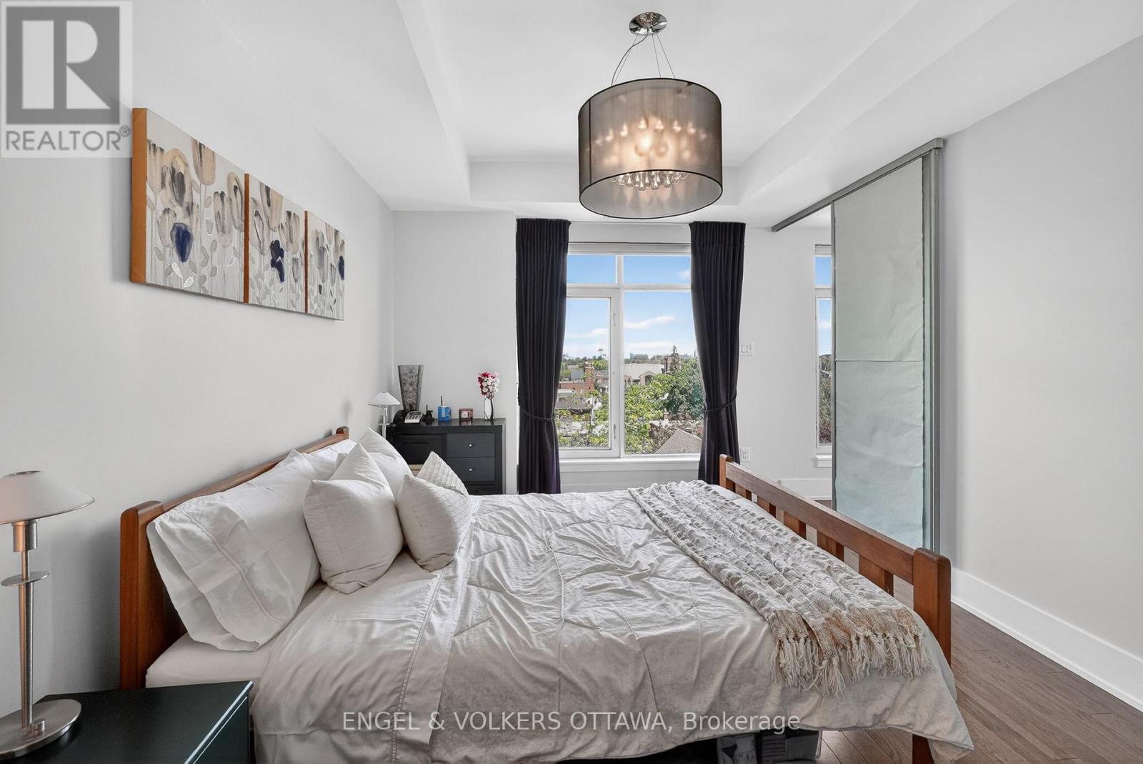 #602 131 HOLLAND AVENUE - 19