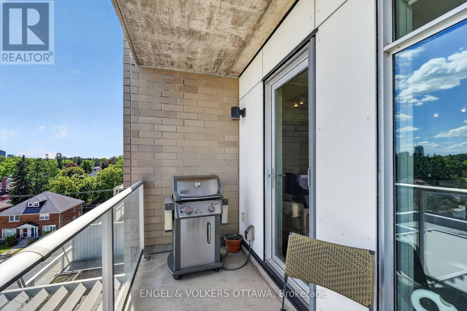 #602 131 HOLLAND AVENUE - 28