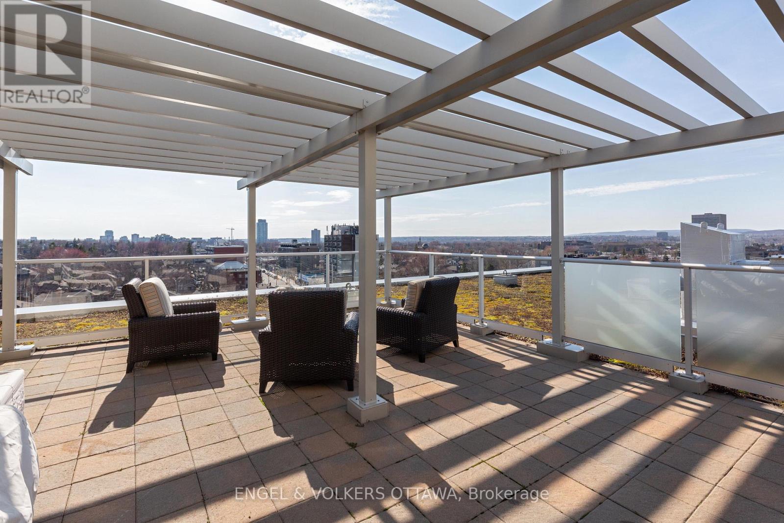#602 131 HOLLAND AVENUE - 35