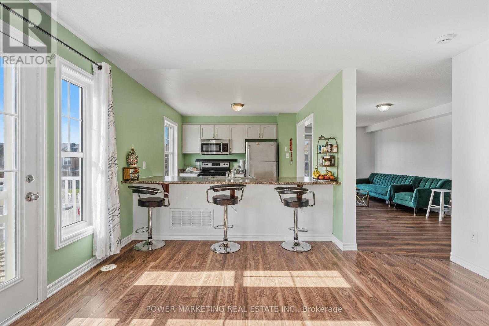 193 SOLEIL AVENUE - 6