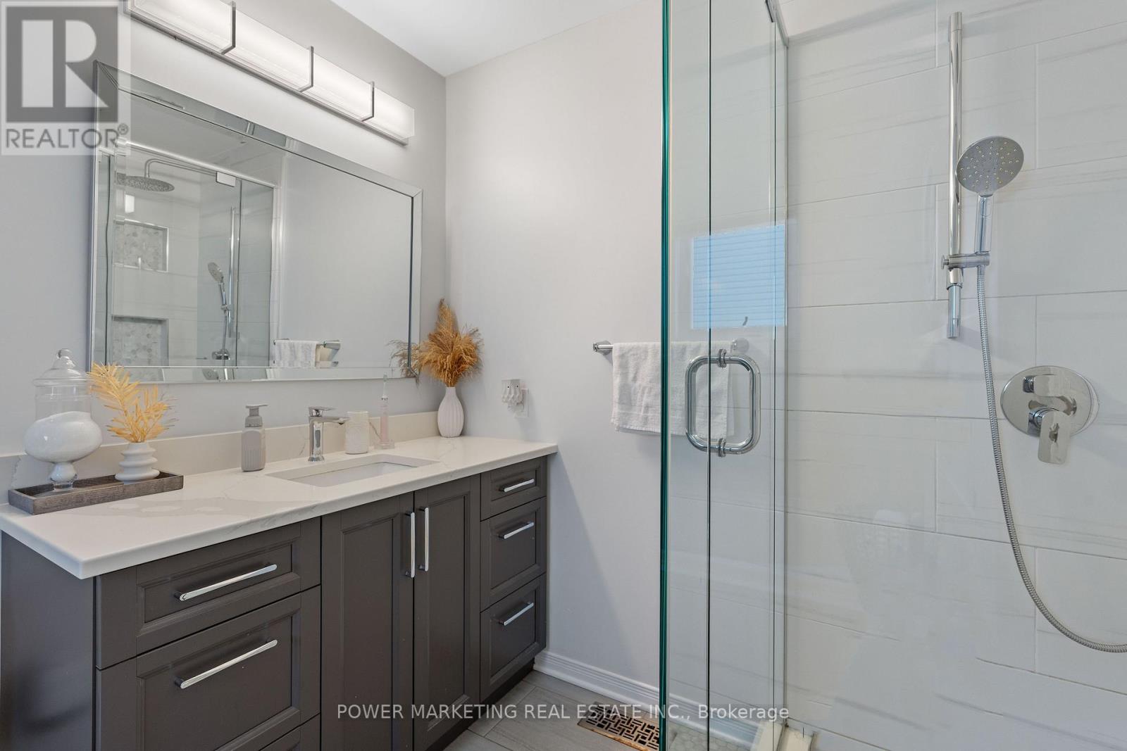 770 BEAUREGARD CRESCENT - 12