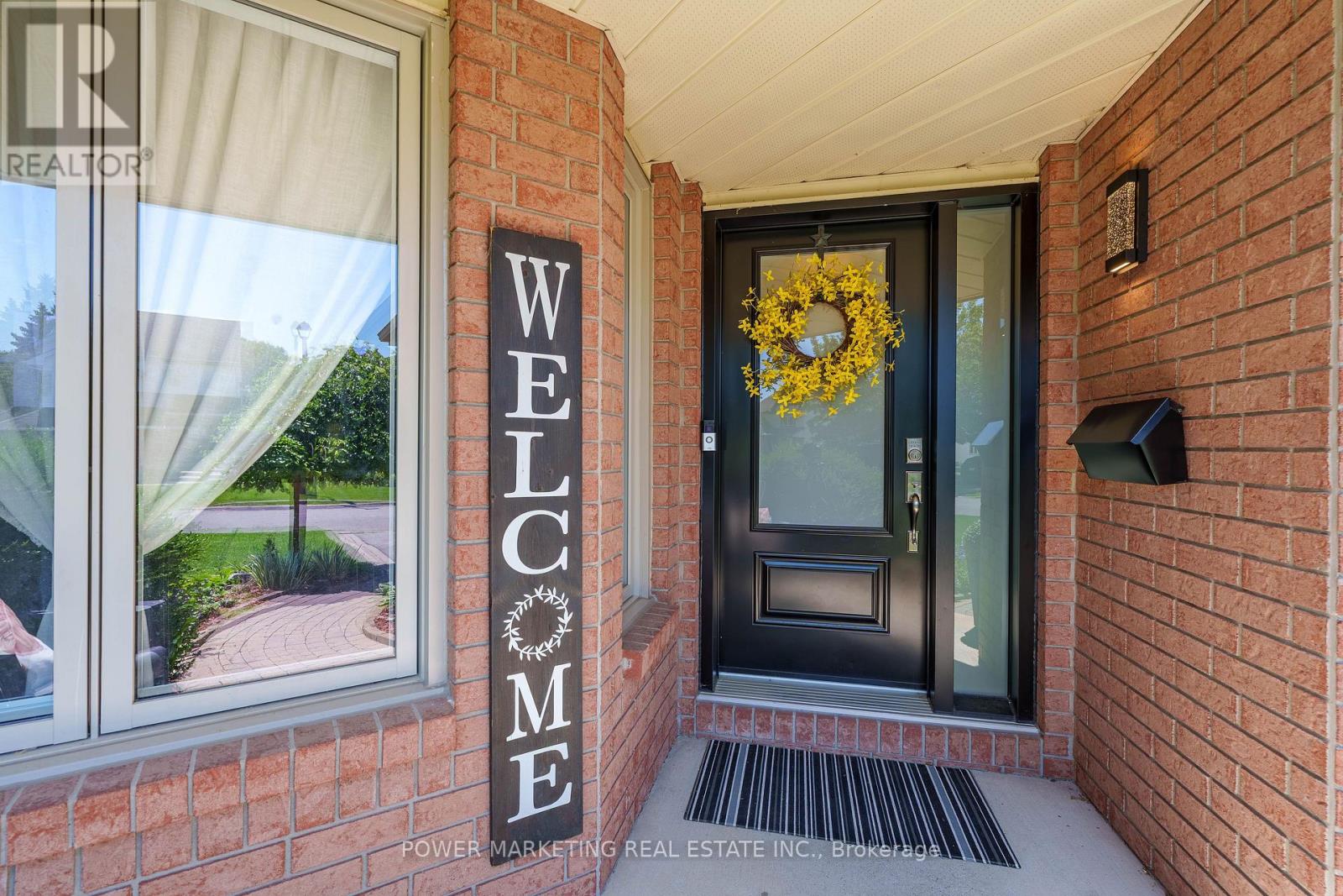 770 BEAUREGARD CRESCENT - 35