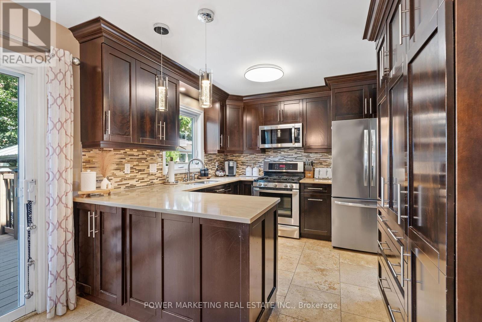 770 BEAUREGARD CRESCENT - 5