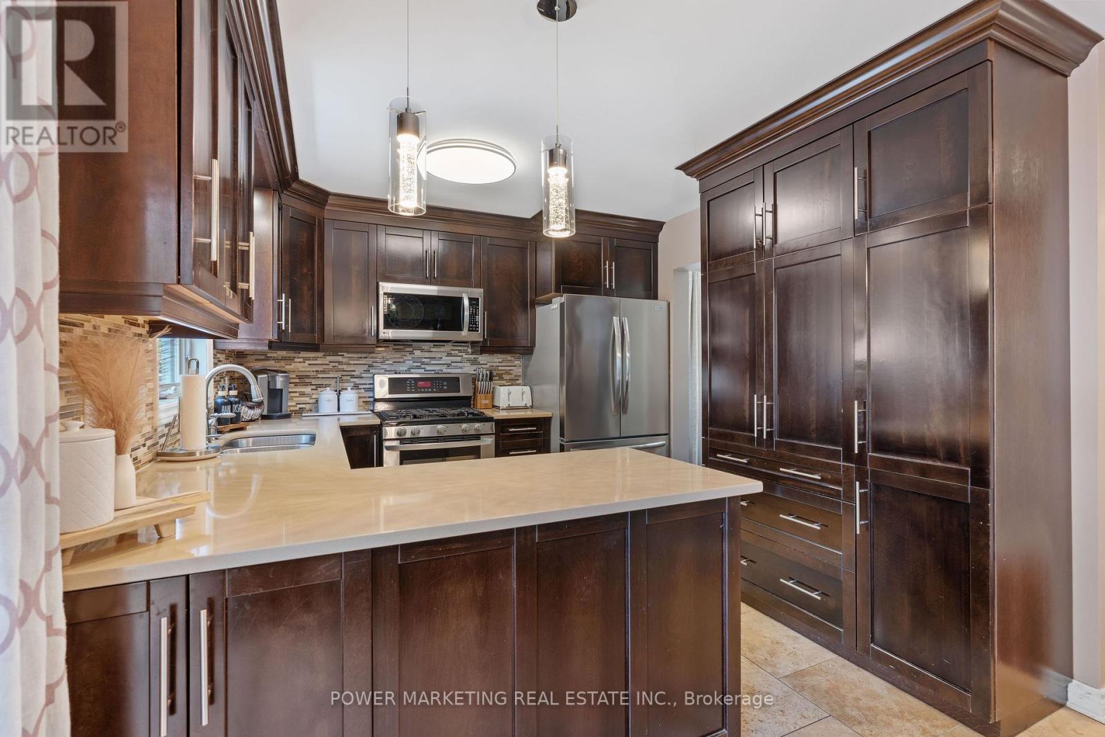 770 BEAUREGARD CRESCENT - 6