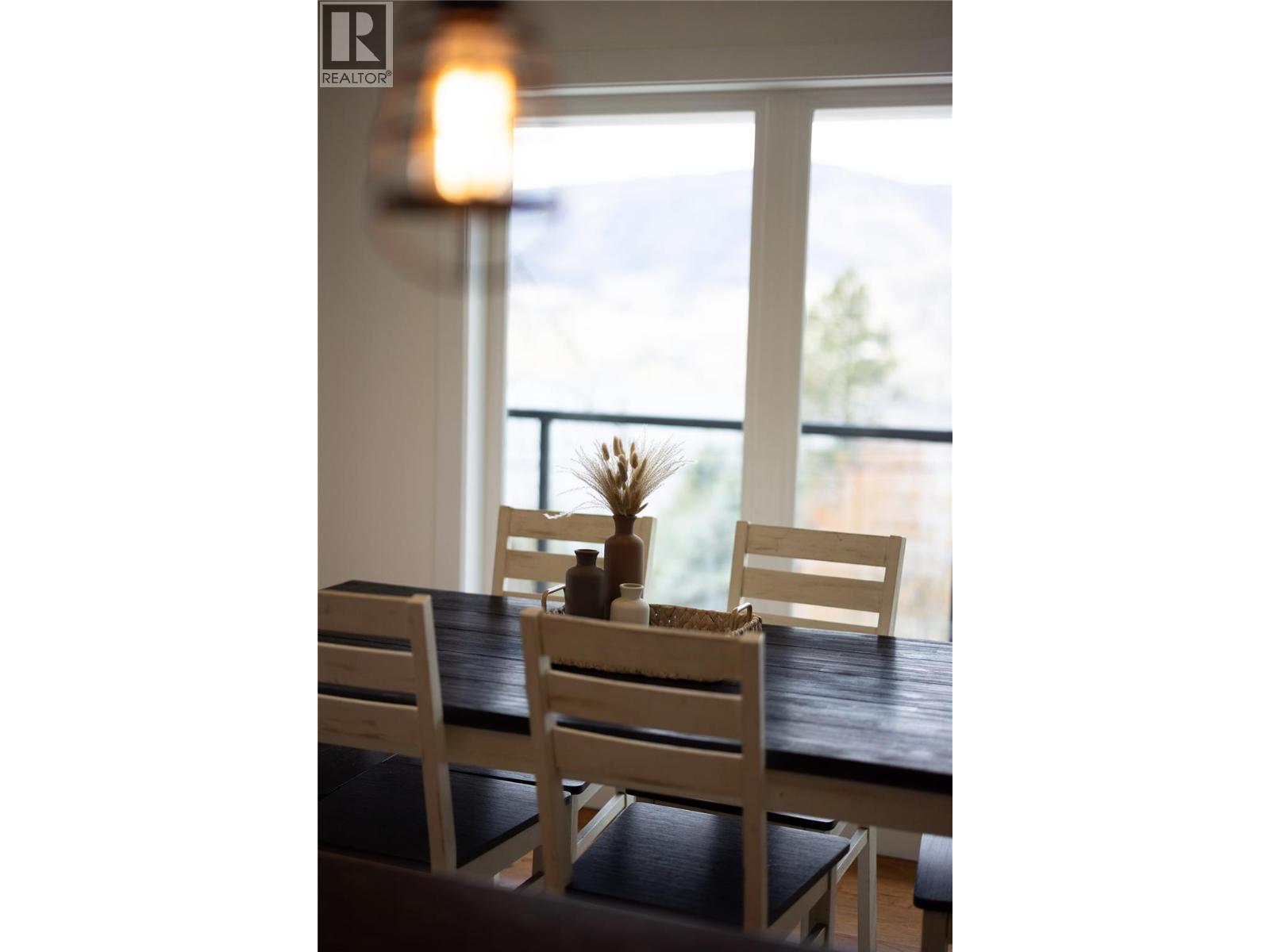  277 Clifton Road North, Kelowna