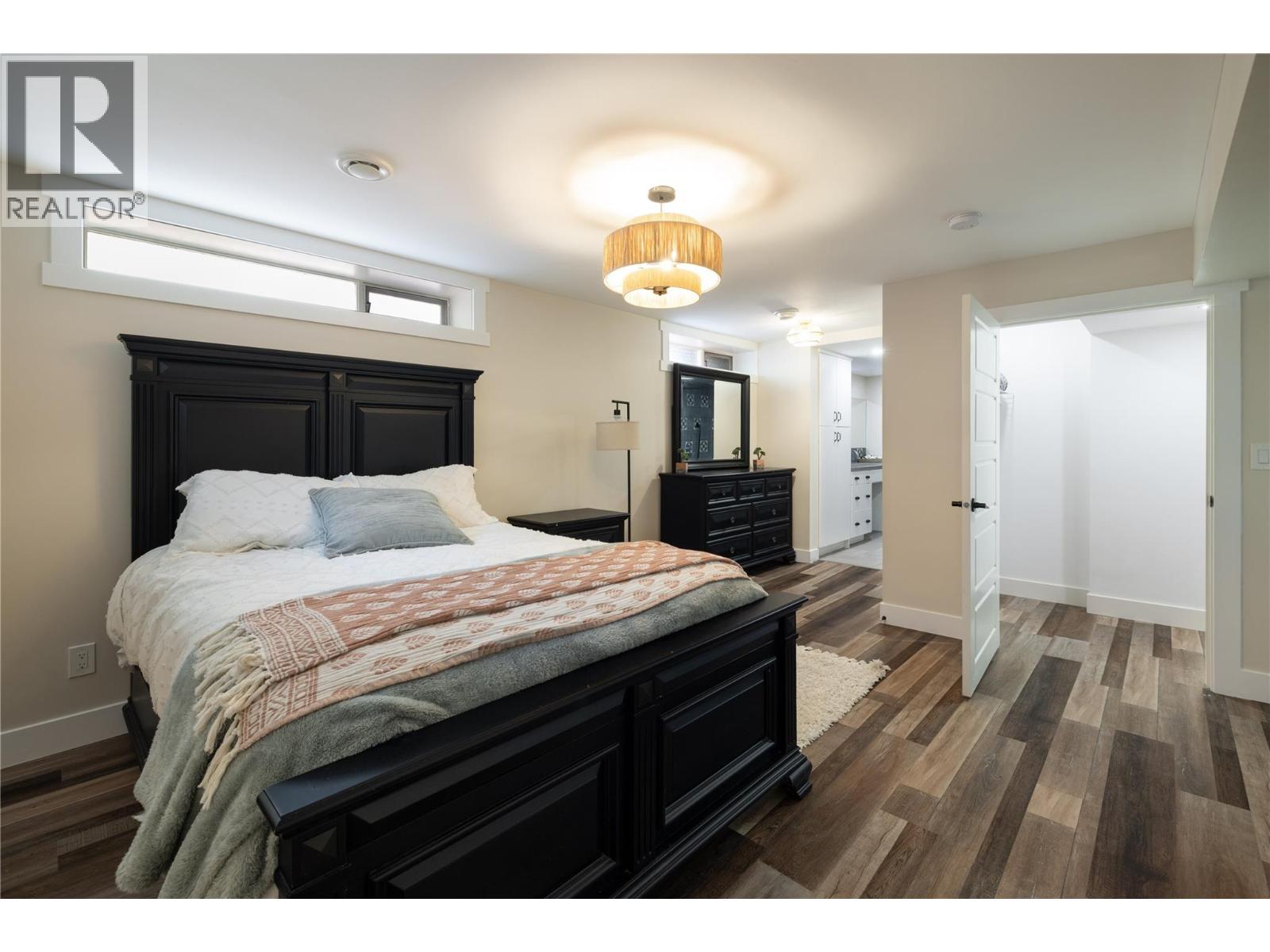  277 Clifton Road North, Kelowna