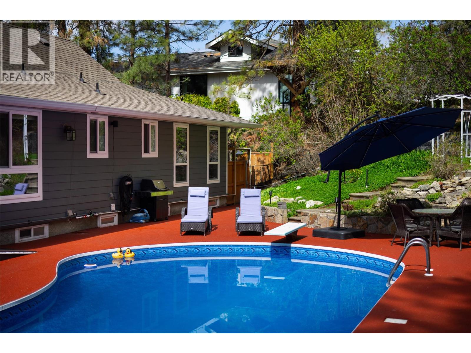  277 Clifton Road North, Kelowna