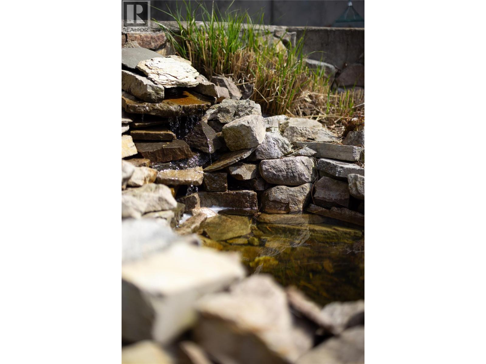  277 Clifton Road North, Kelowna
