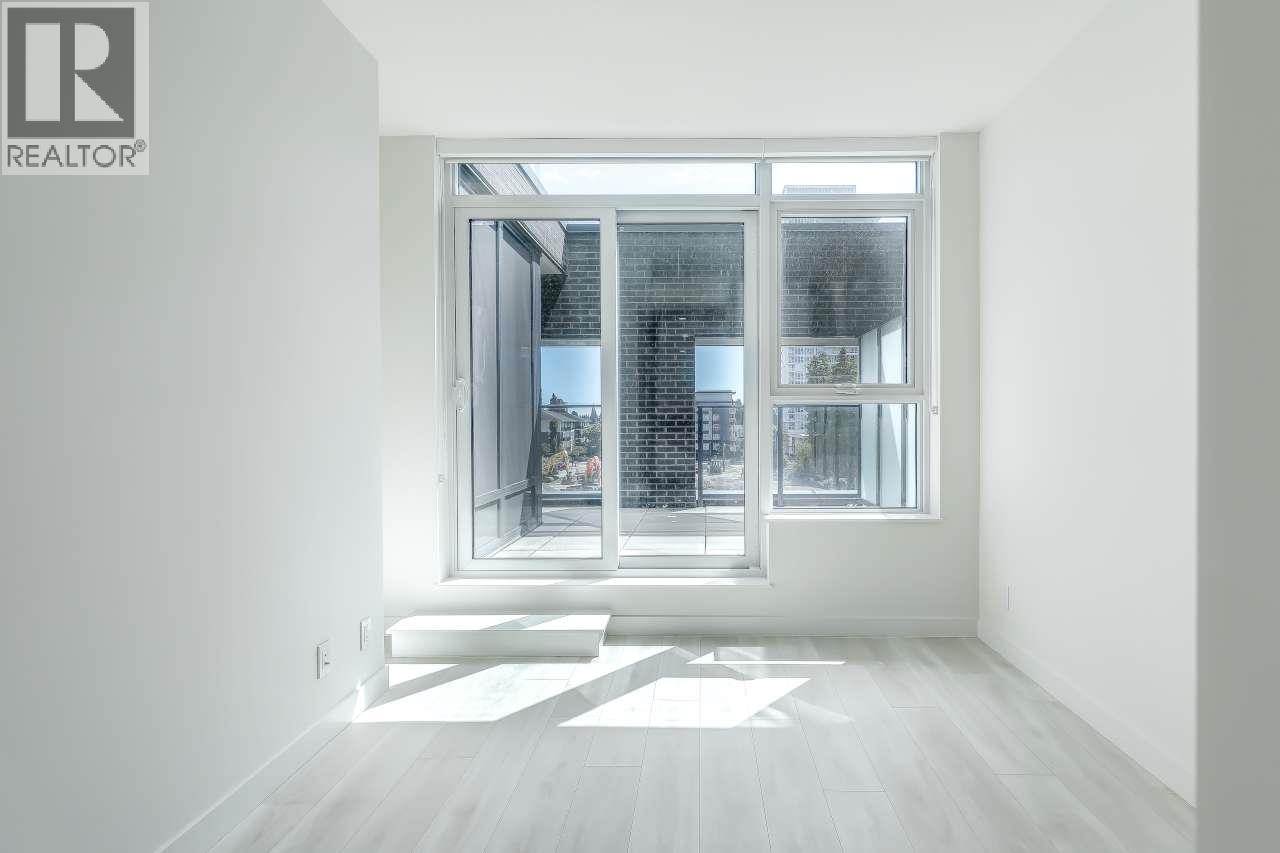 301 537 COTTONWOOD AVENUE, Coquitlam