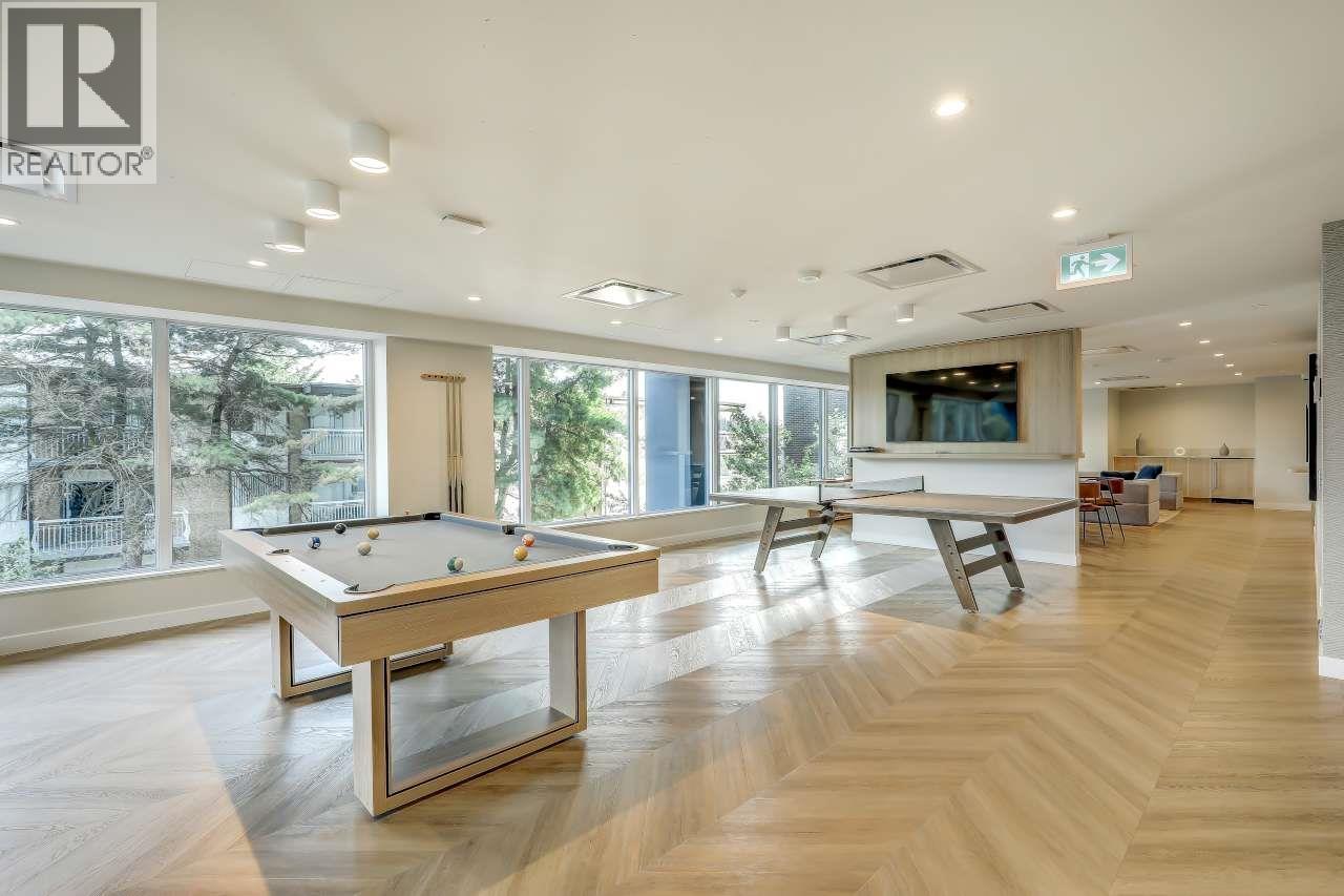 301 537 COTTONWOOD AVENUE, Coquitlam