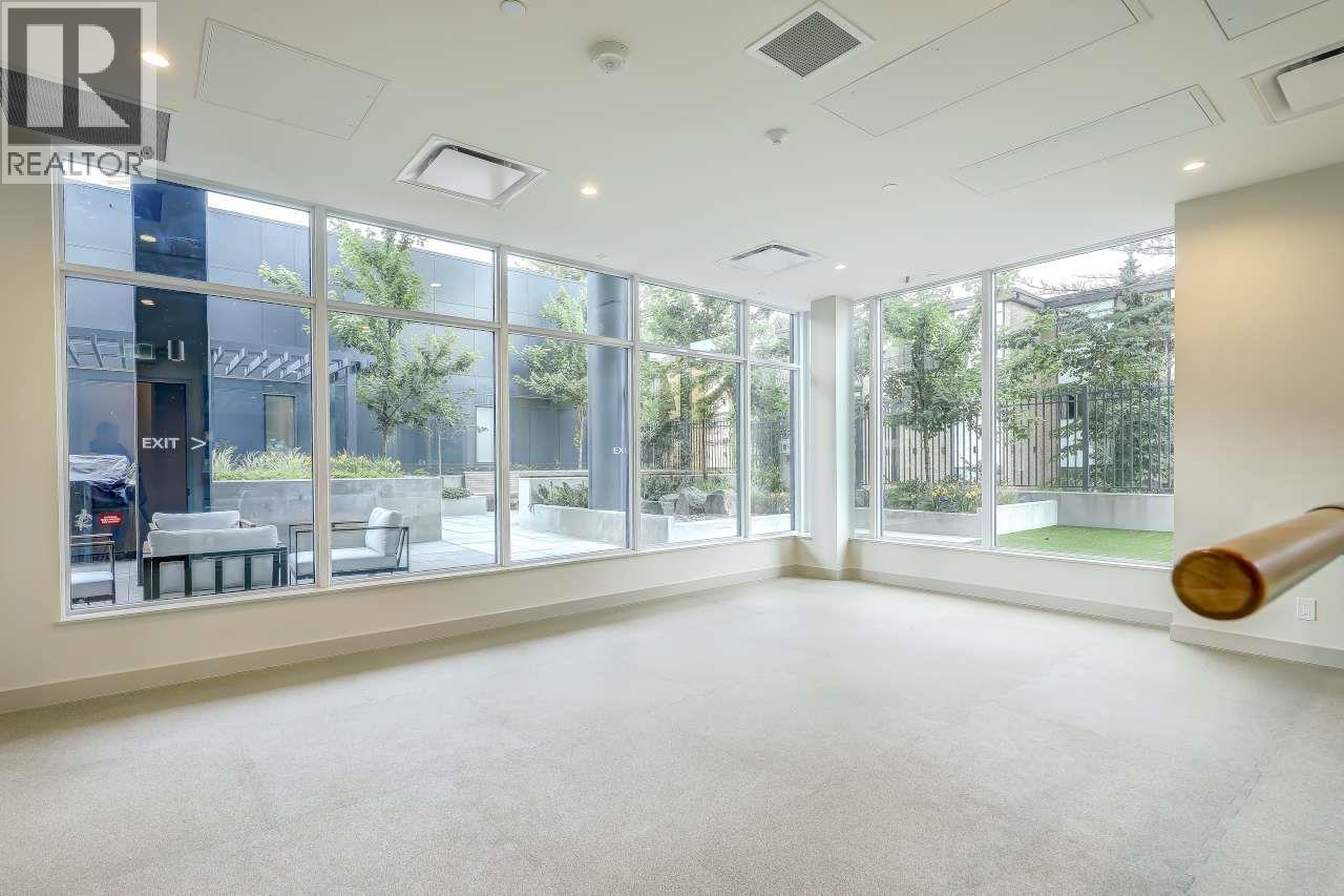301 537 COTTONWOOD AVENUE, Coquitlam