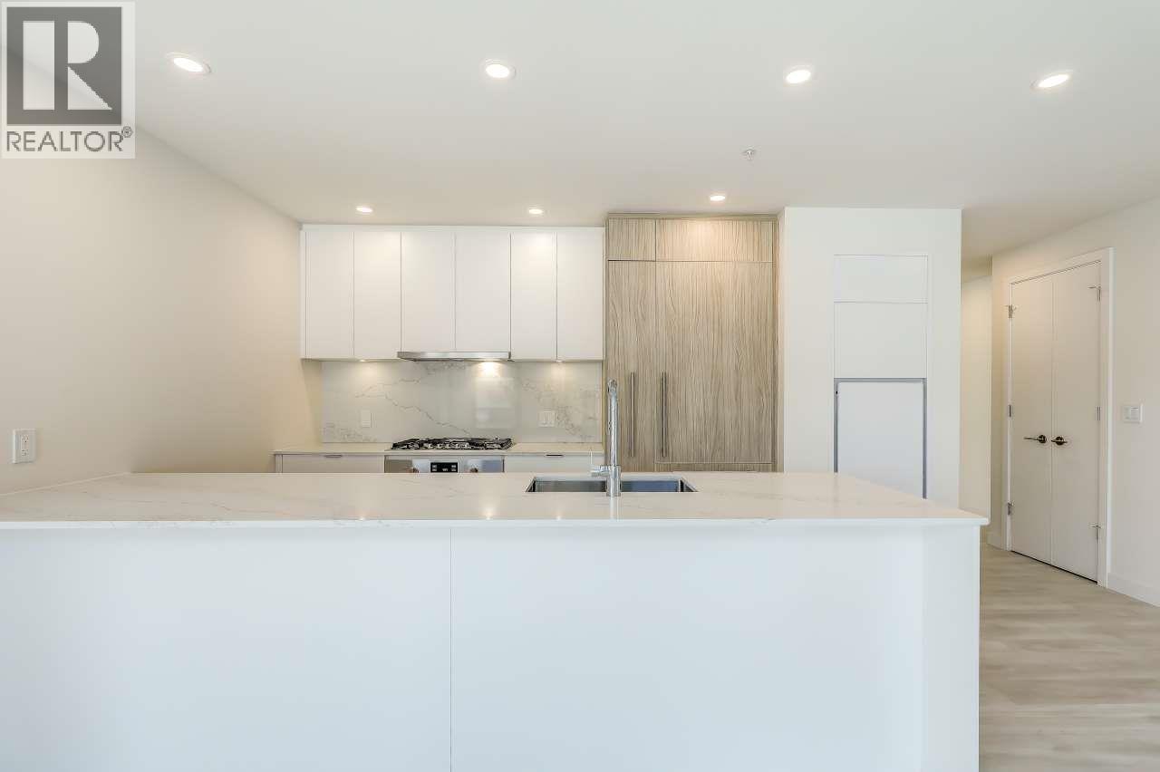 301 537 COTTONWOOD AVENUE, Coquitlam
