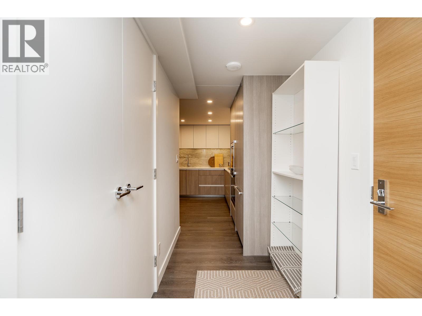 #403-6633 BUSWELL Street, Richmond