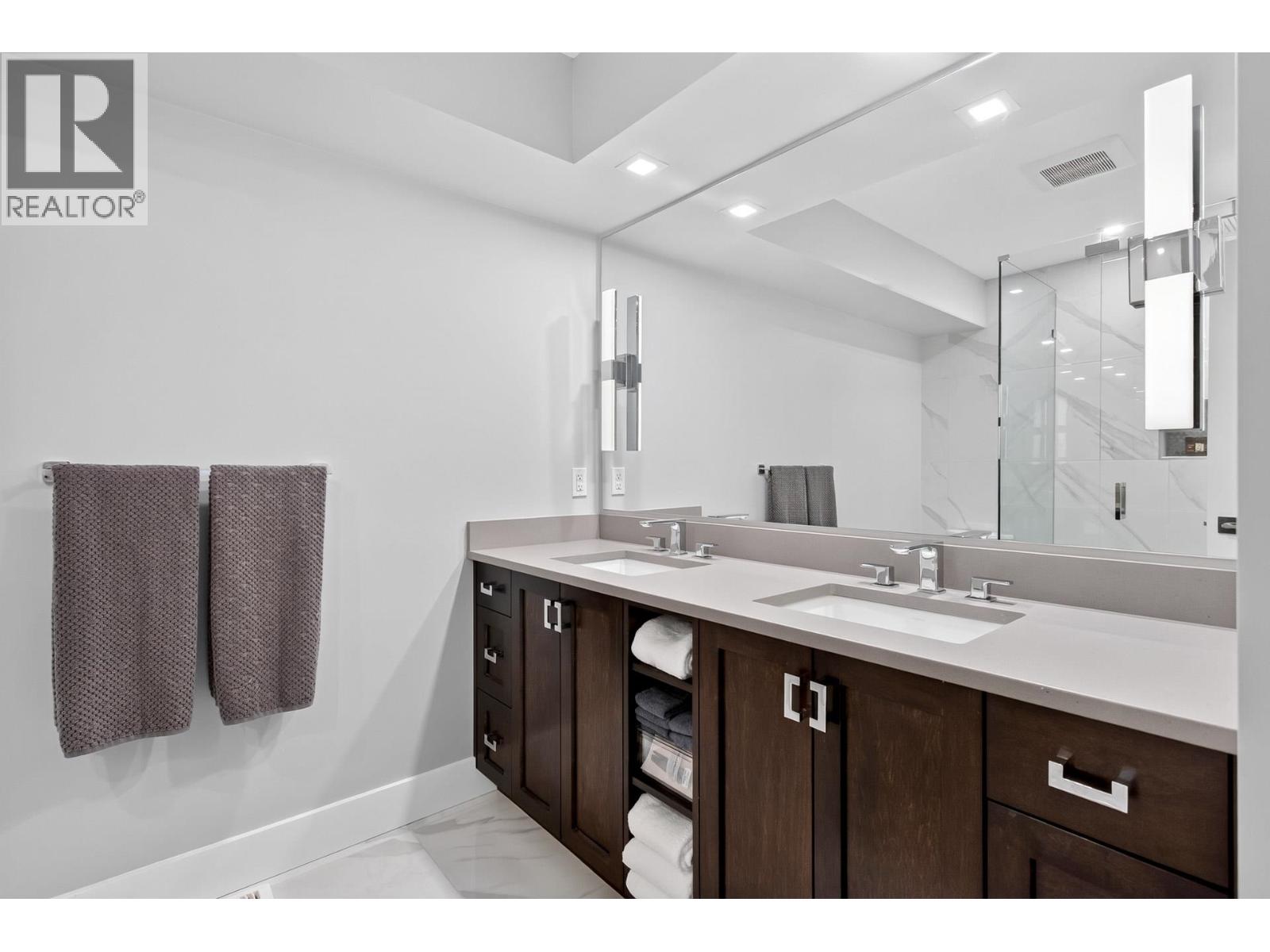 38 2387 ARGUE STREET, Port Coquitlam