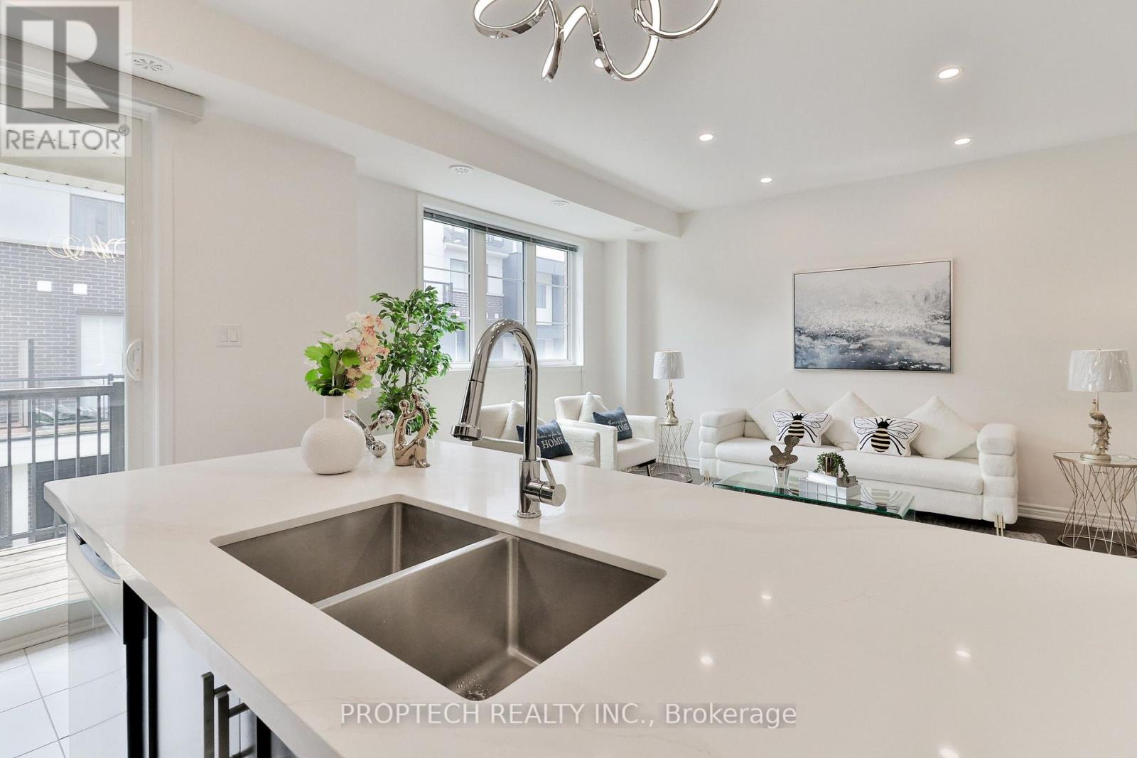 49 FREDERICK WILSON AVENUE - 8