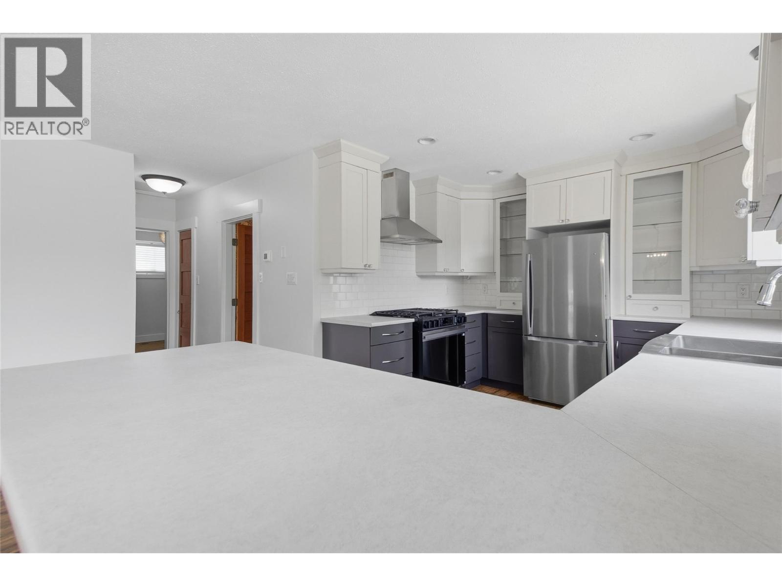 298 JUNIPER Avenue - 10