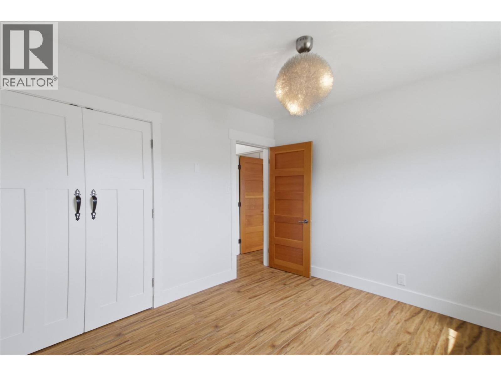 298 JUNIPER Avenue - 15