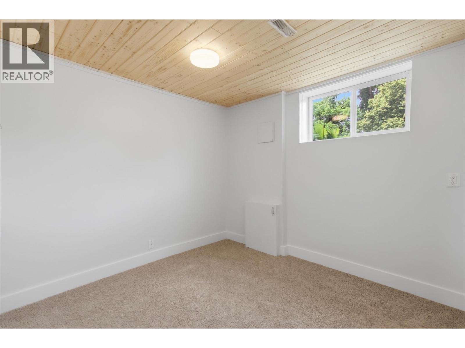 298 JUNIPER Avenue - 22