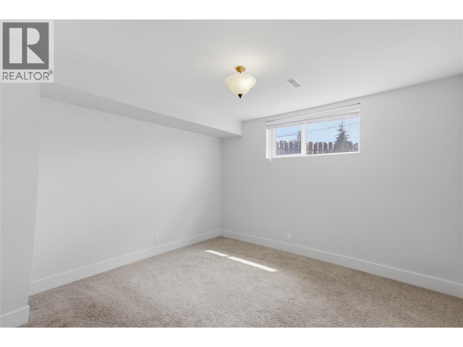 298 JUNIPER Avenue - 26