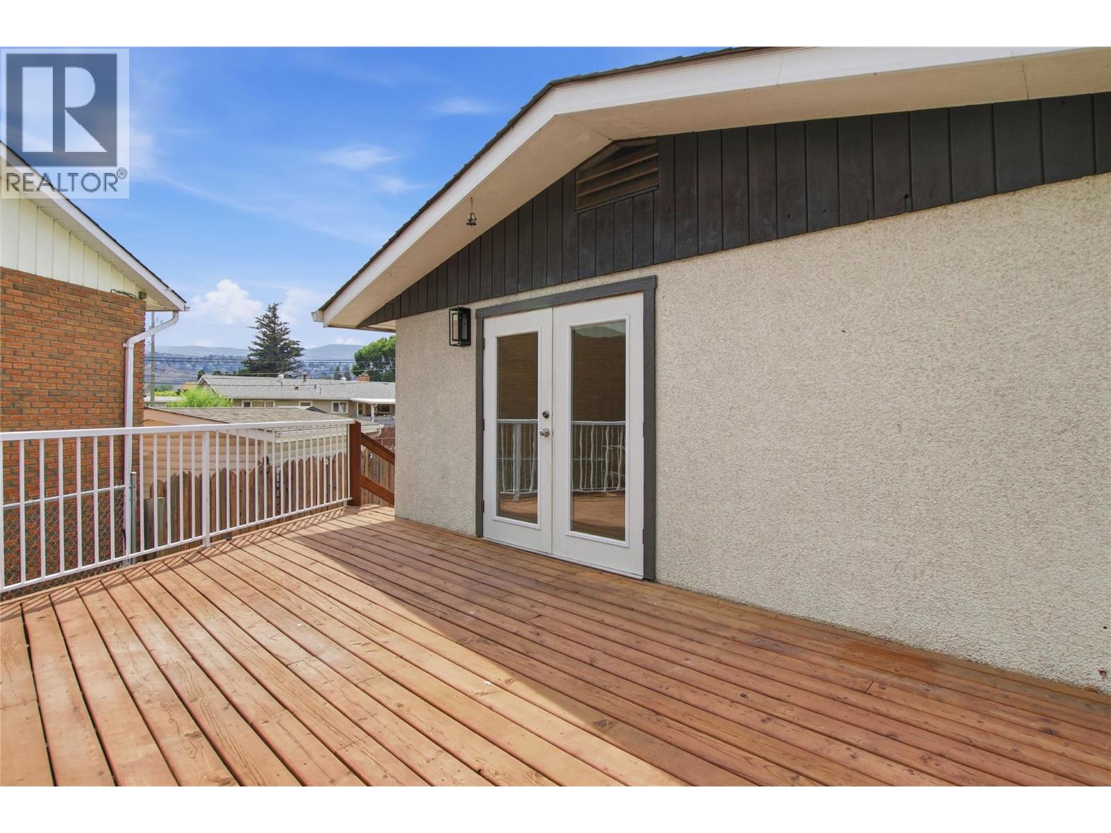 298 JUNIPER Avenue - 34
