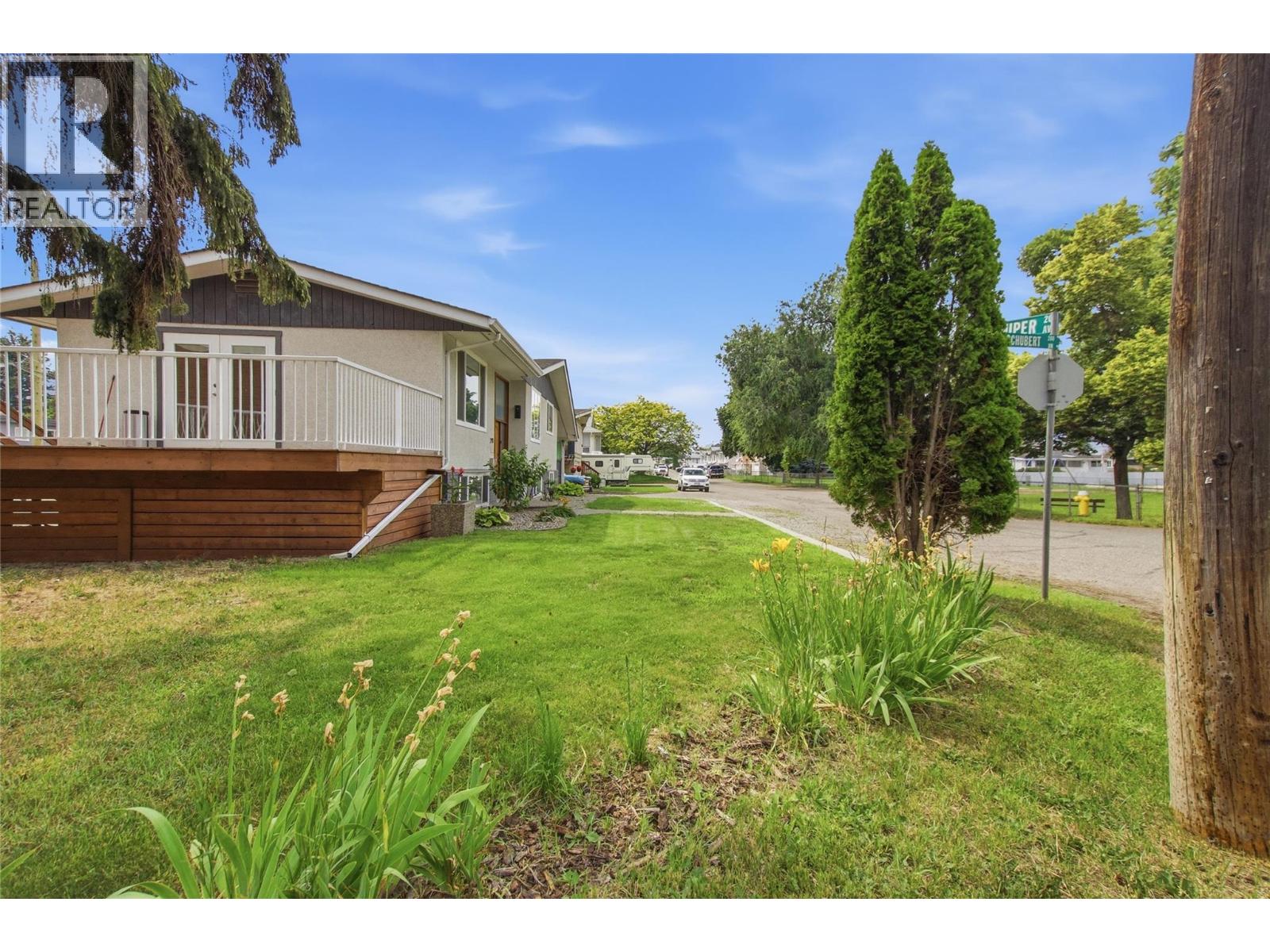 298 JUNIPER Avenue - 44