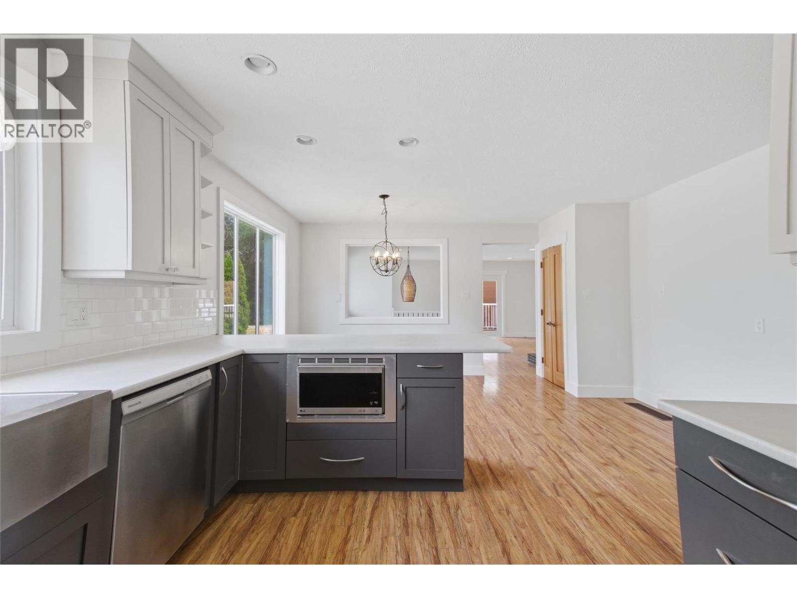 298 JUNIPER Avenue - 9