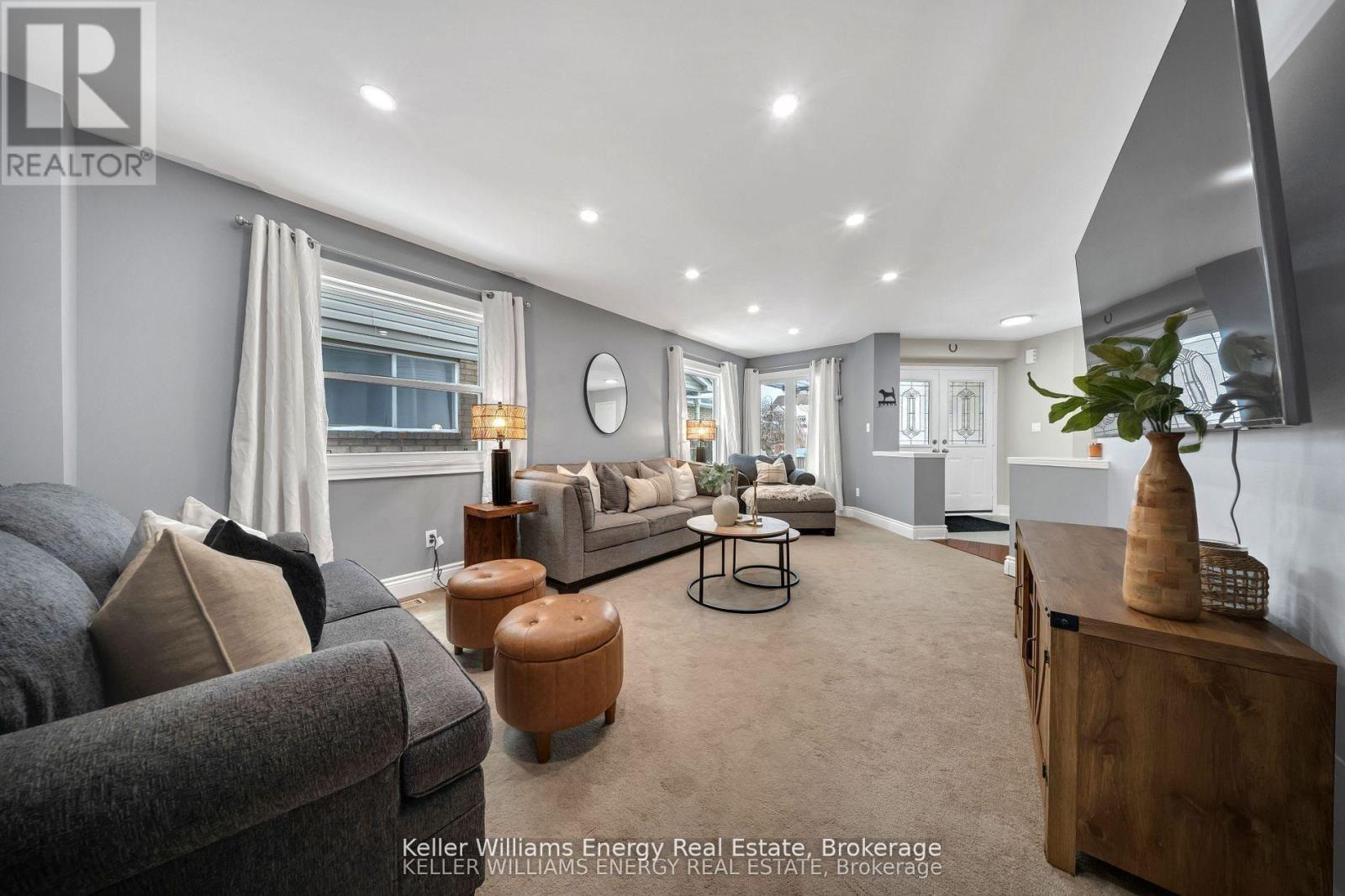 179 WILKINS CRESCENT - 10