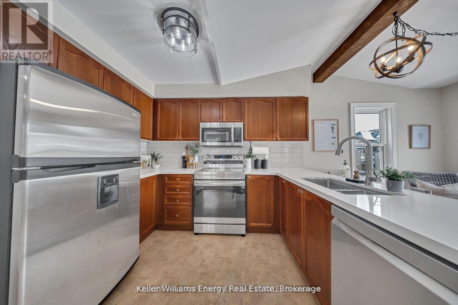 179 WILKINS CRESCENT - 15