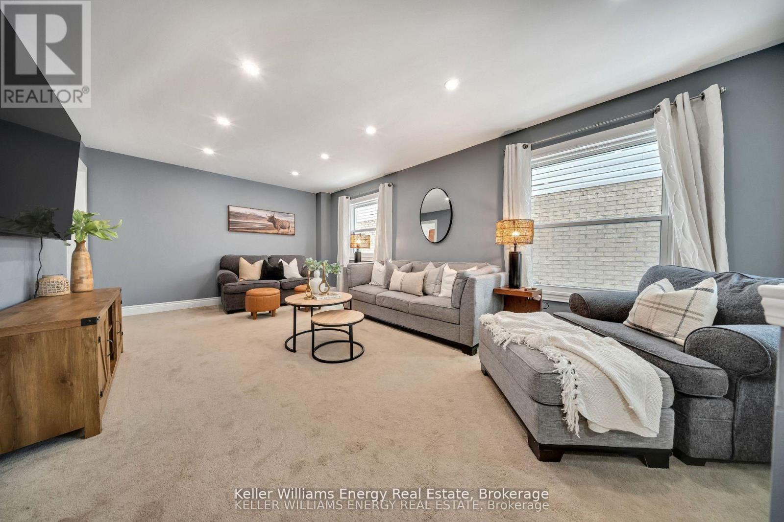 179 WILKINS CRESCENT - 6