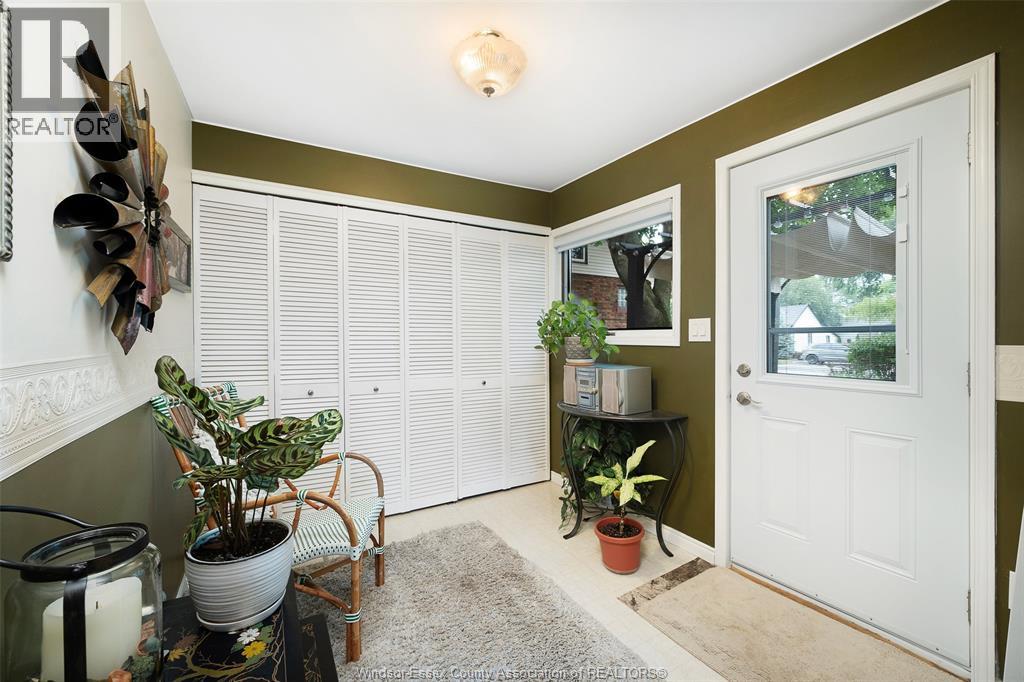 58 Laird AVENUE - Image 4