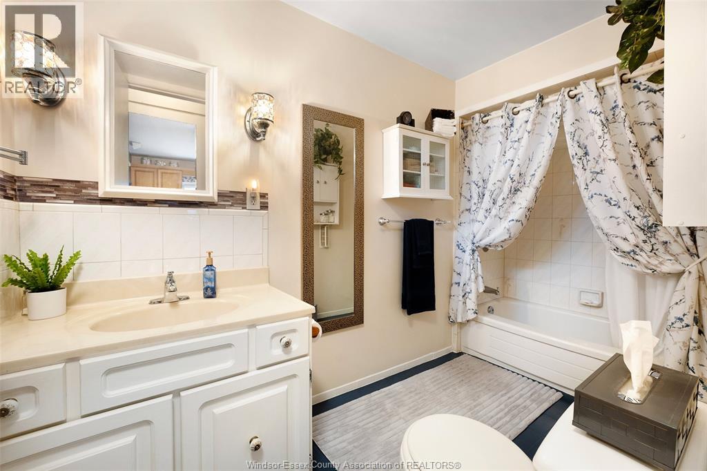 58 Laird AVENUE - 16