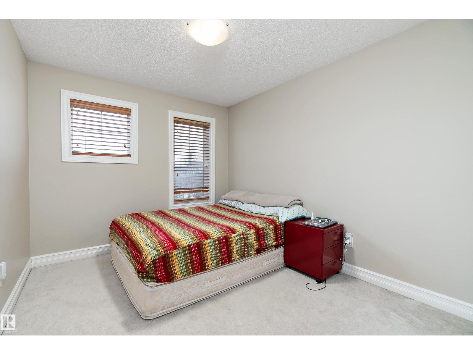 16748 118 ST NW - 12