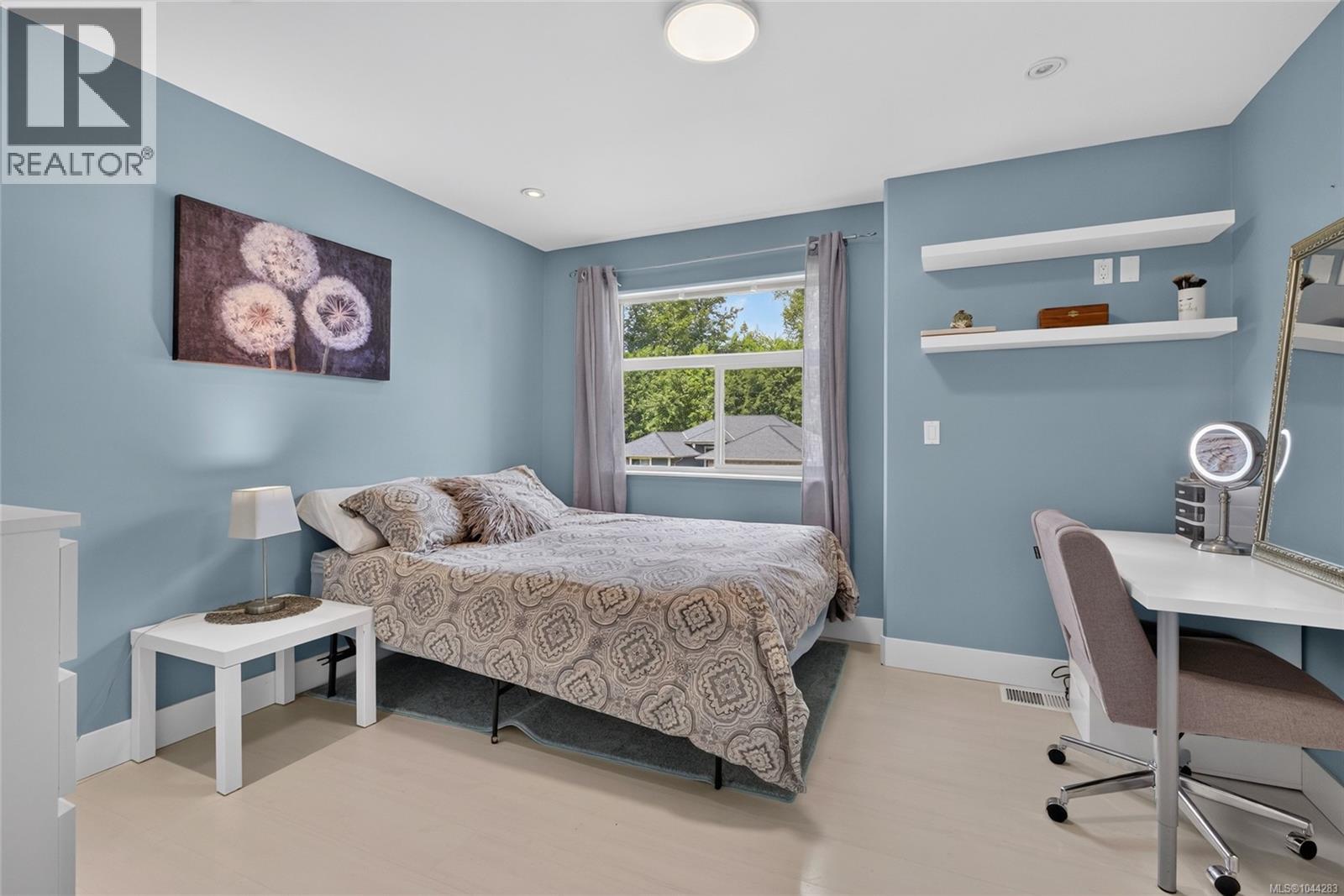 538 Edgewood Dr - 39