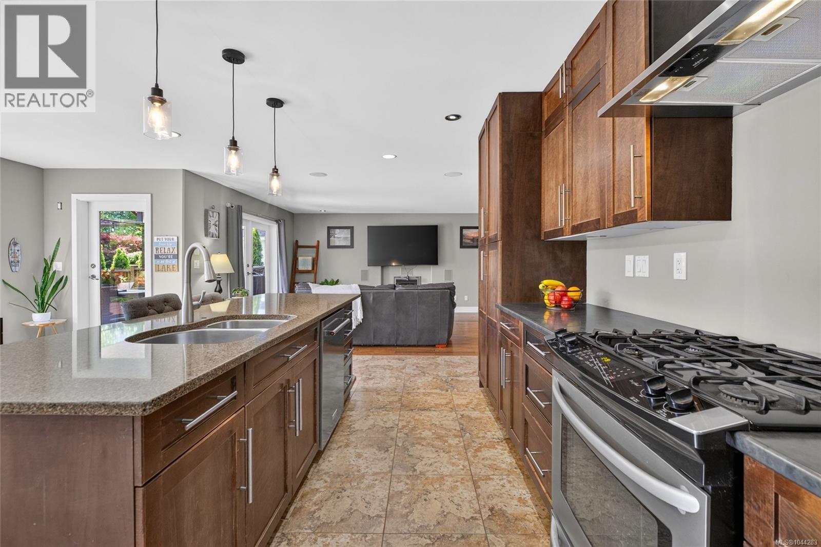 538 Edgewood Dr - 15